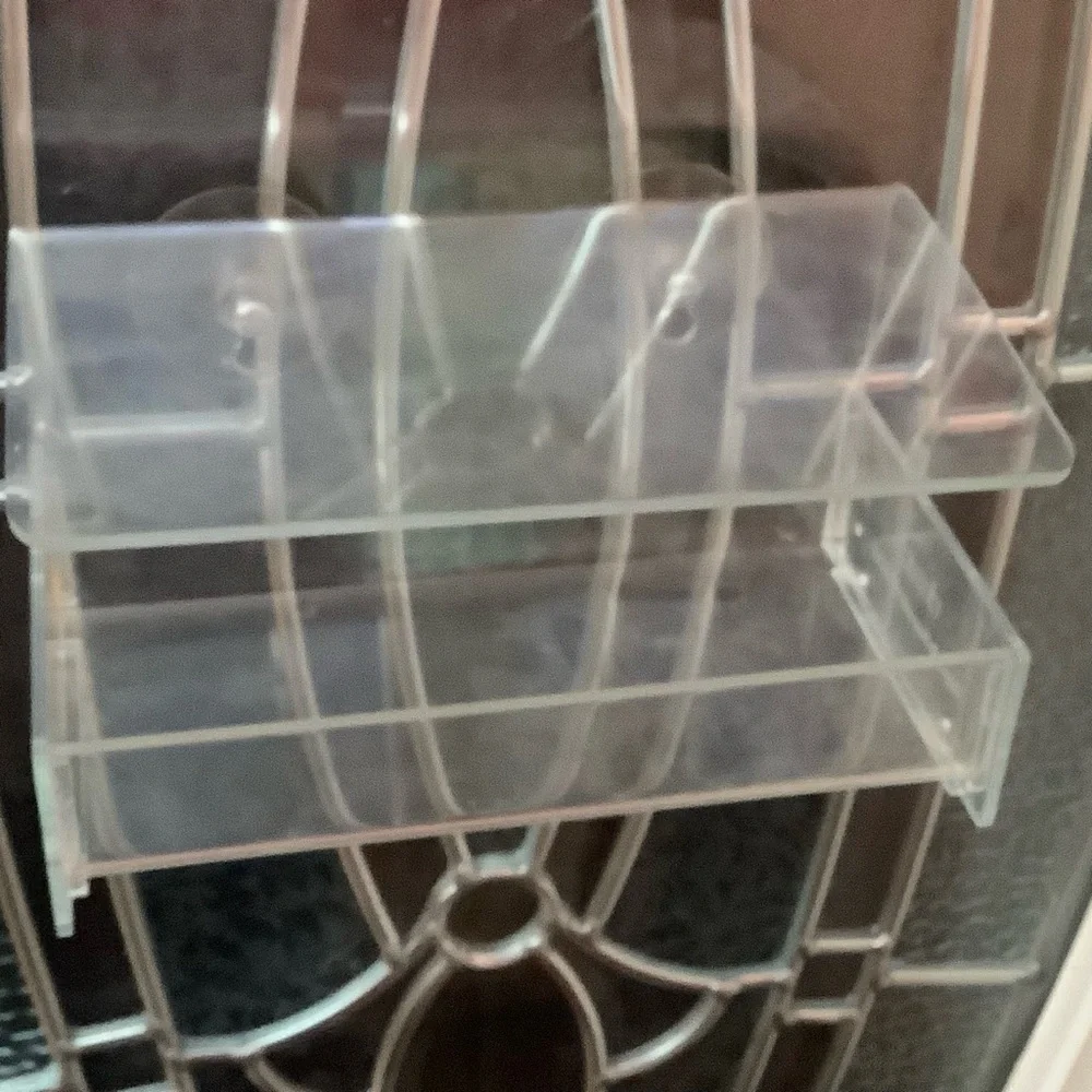 Duncraft Clear Transparent Window Bird Feeder - Two Suction Cups